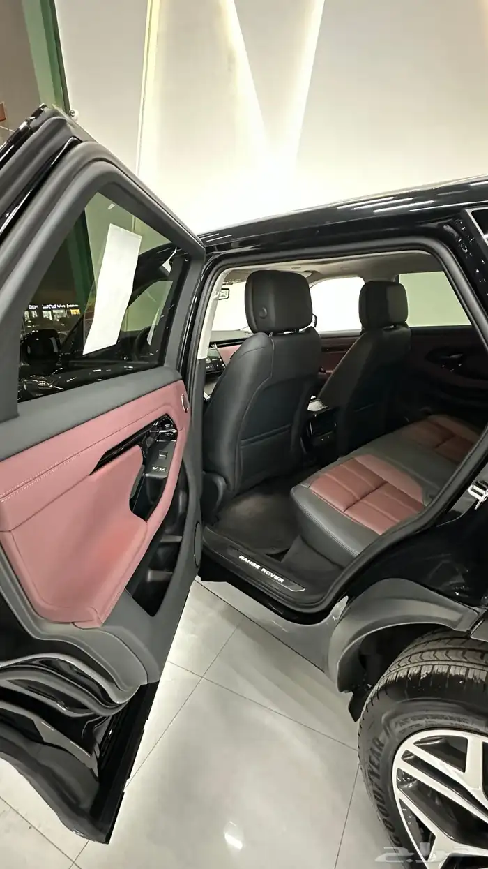 رنج روفر SE ايفوك 2025 (خليجى وارد إمارات) 7