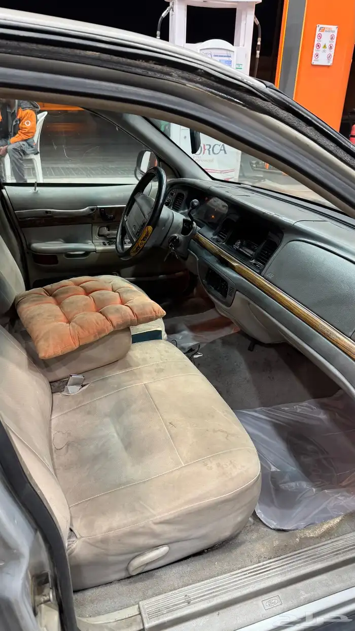 فورد 1995 فكتوريا لللبيع 2