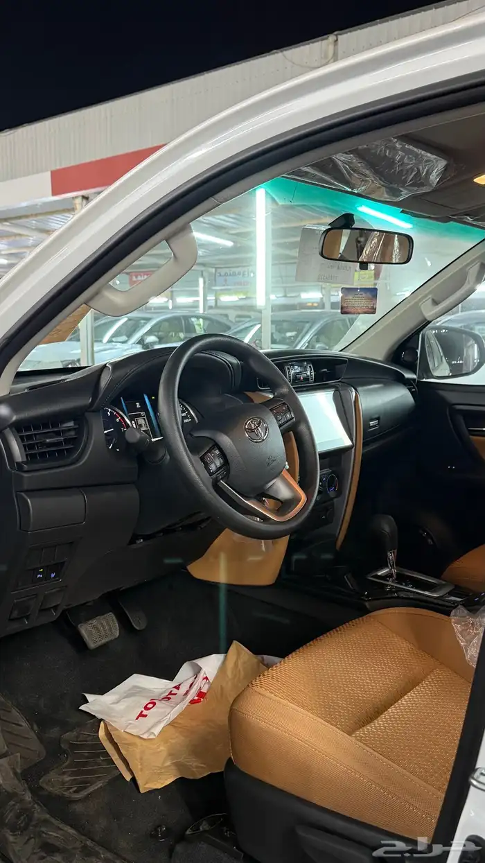 تويوتا فوتشنر بنزين4سلندر دبل 2026 كاش وتقسيط 8