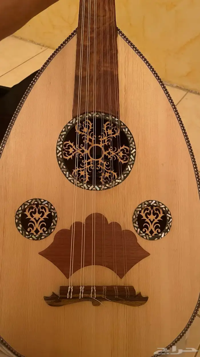 عود لوكس من مركة خالد عزوز جودة وأناقة لا مثيل لهما 20