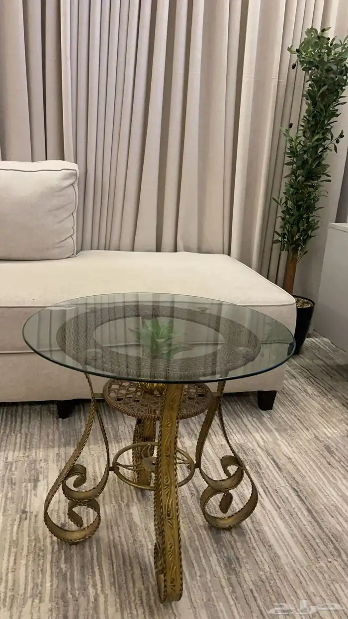 طاوله نظيفه 0