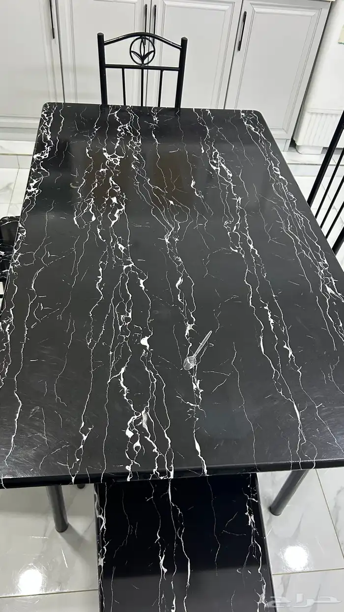 طاوله طعام 1