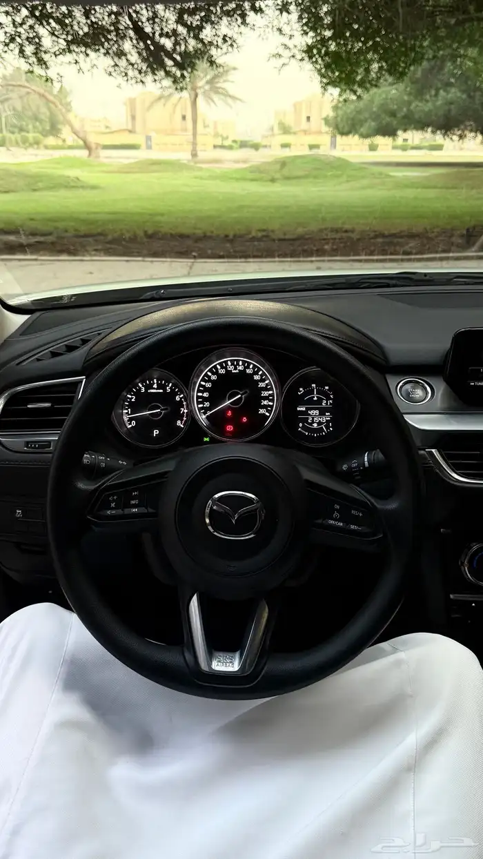 مازدا 6 -2017-ممشى قليل-(( مخزنة ))عداد 21 ألف- شبه وكالة 51