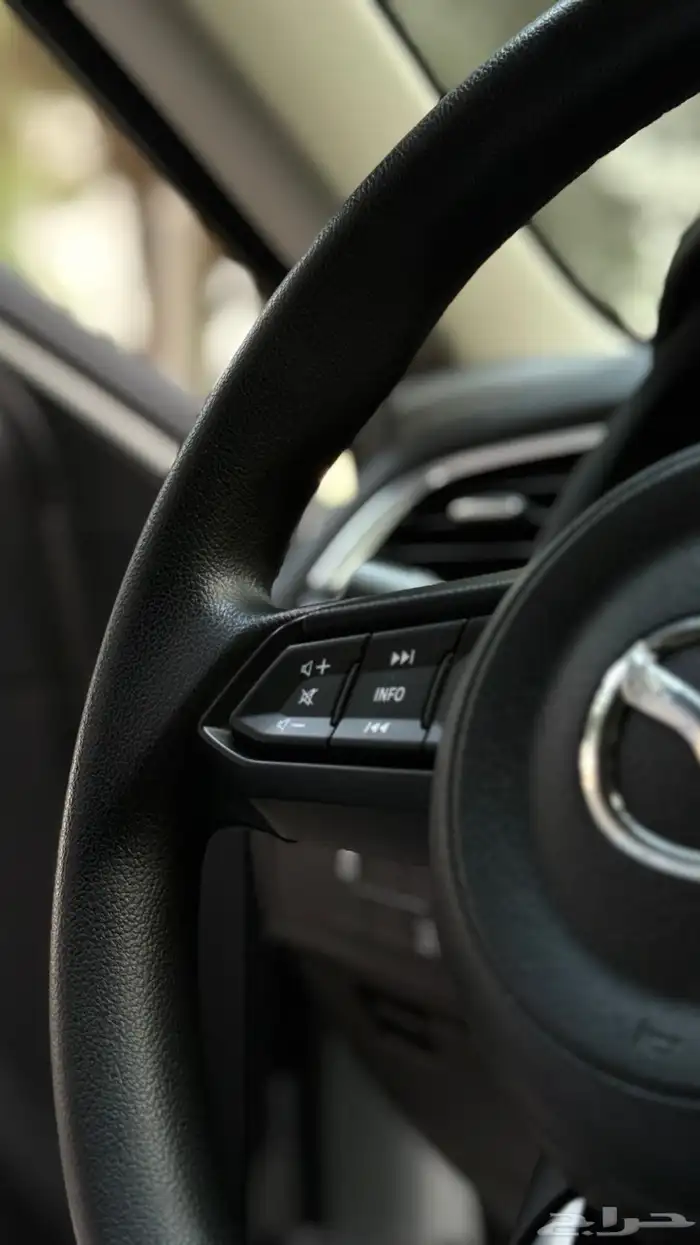 مازدا 6 -2017-ممشى قليل-(( مخزنة ))عداد 21 ألف- شبه وكالة 55