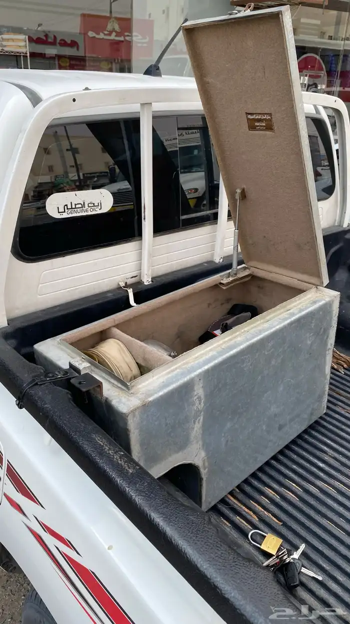 صندوق عزبه الهايلوكس 1