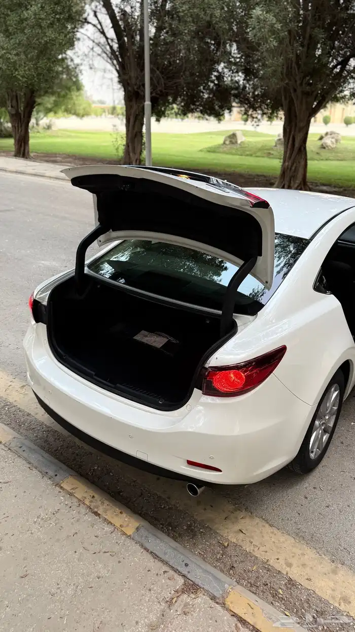 مازدا 6 -2017-ممشى قليل-(( مخزنة ))عداد 21 ألف- شبه وكالة 26