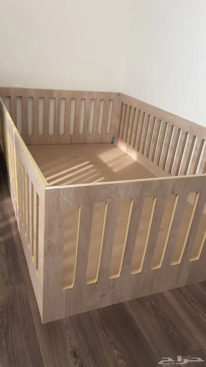 سرير للبيع 0