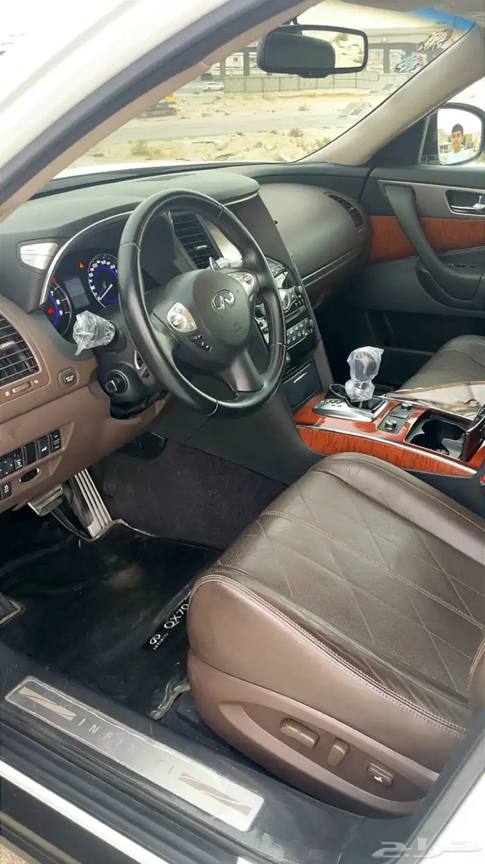 انفنتي Qx70 (مخزن) 18