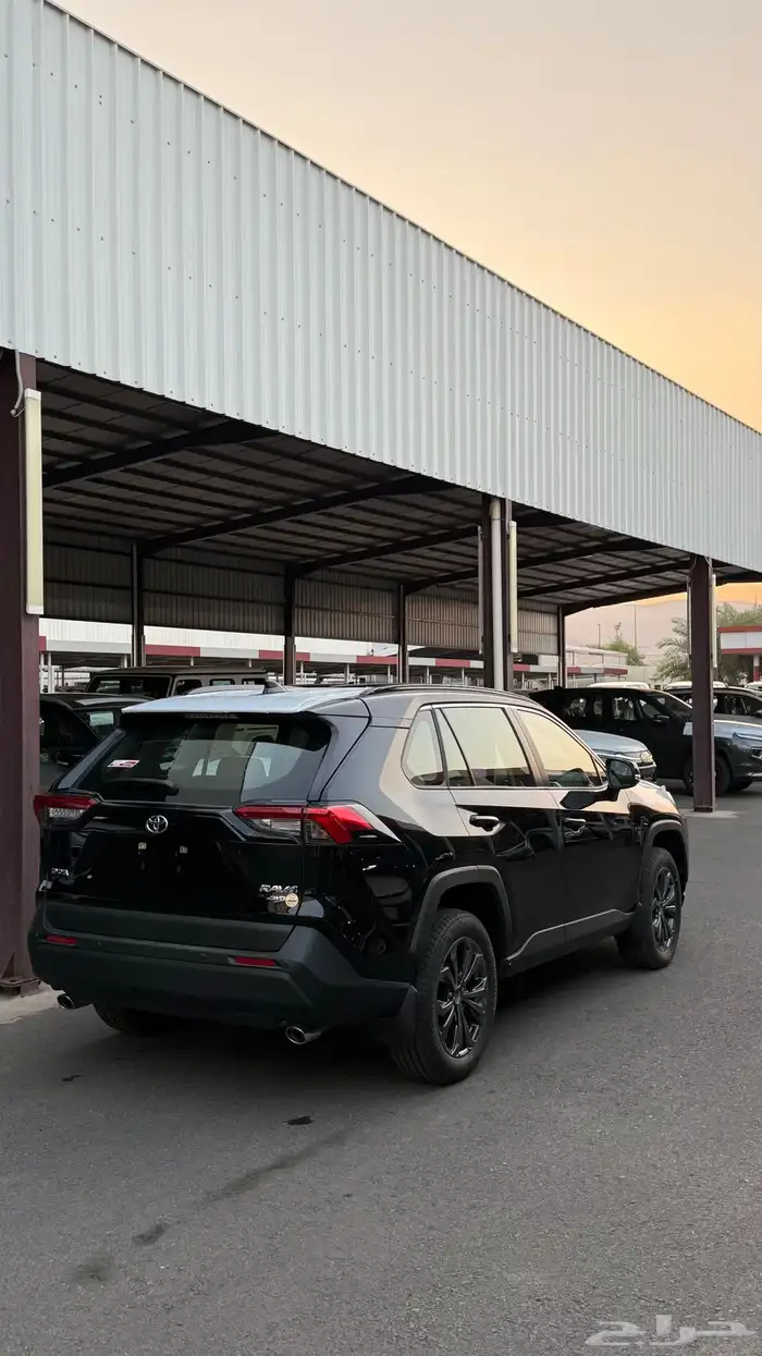 تويوتا راف فور XLE بنزين 2024 كاش وتقسيط 5