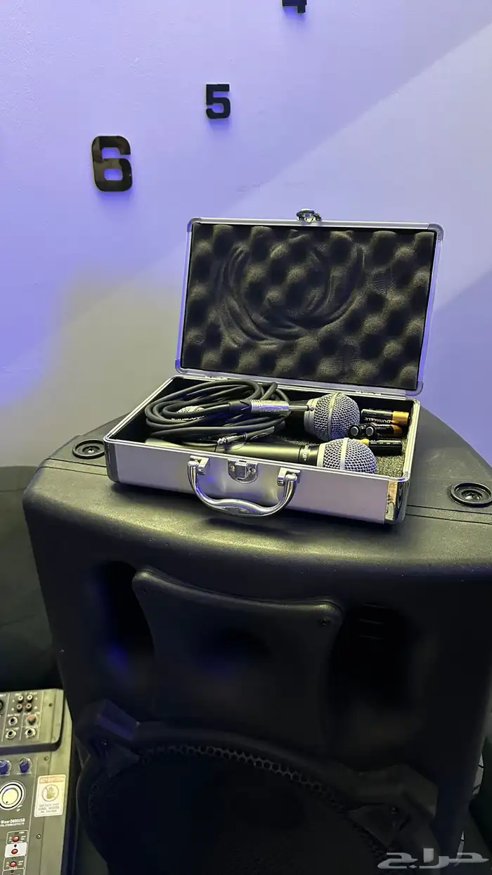 ميكسر صوت وسماعات 7