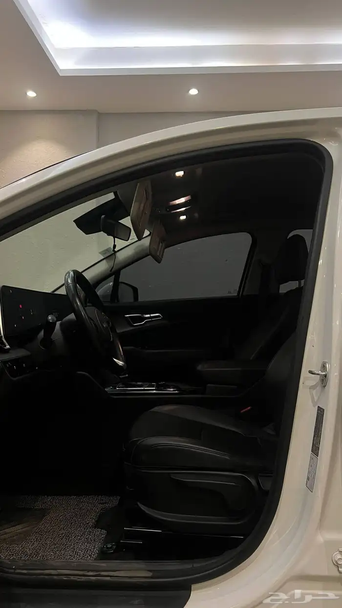 سبورتاج 2022 ( ديزل ) بحالة الوكالة فل كامل عداد ديجيتال 9