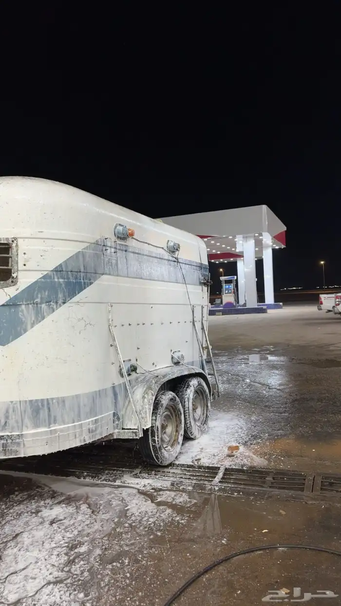 عربه لنقل الخيول 0