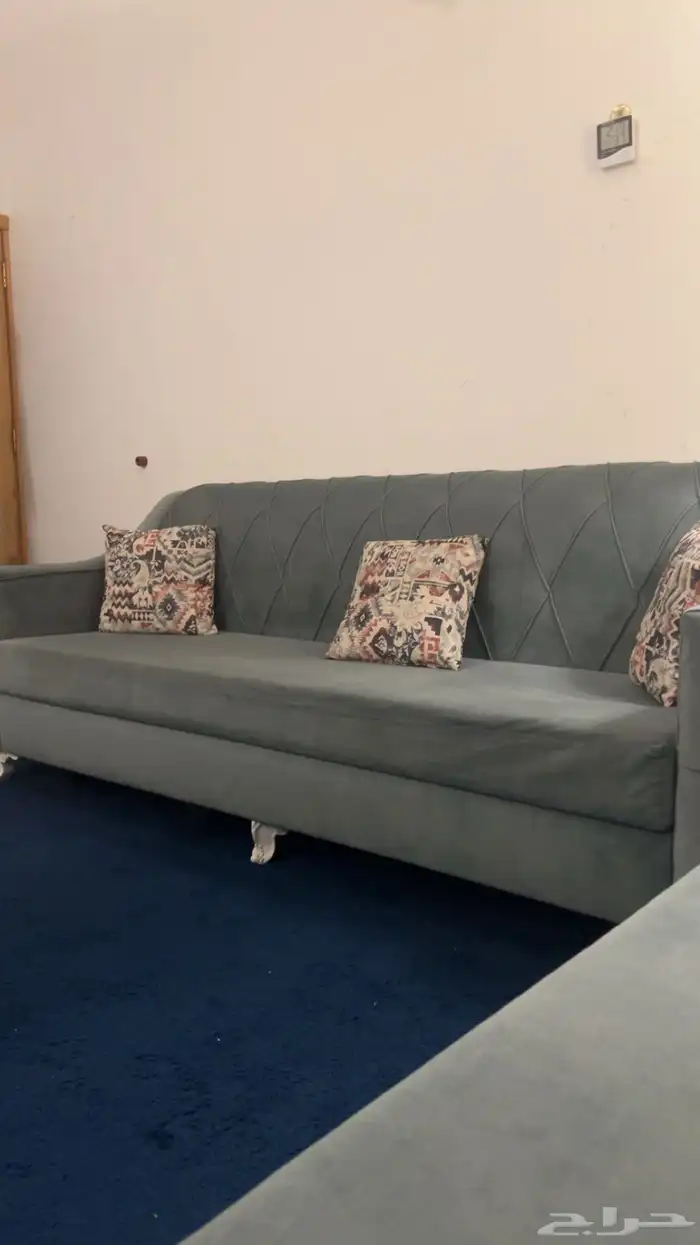 قطعتين كنب ممتاز كل قطعه مترين وربع من يرغب التواصل واتس 3