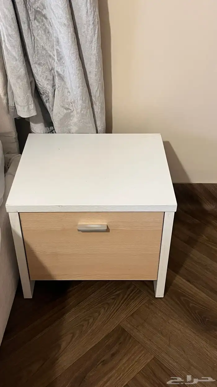 كومدينه للبيع شبه جديد 1