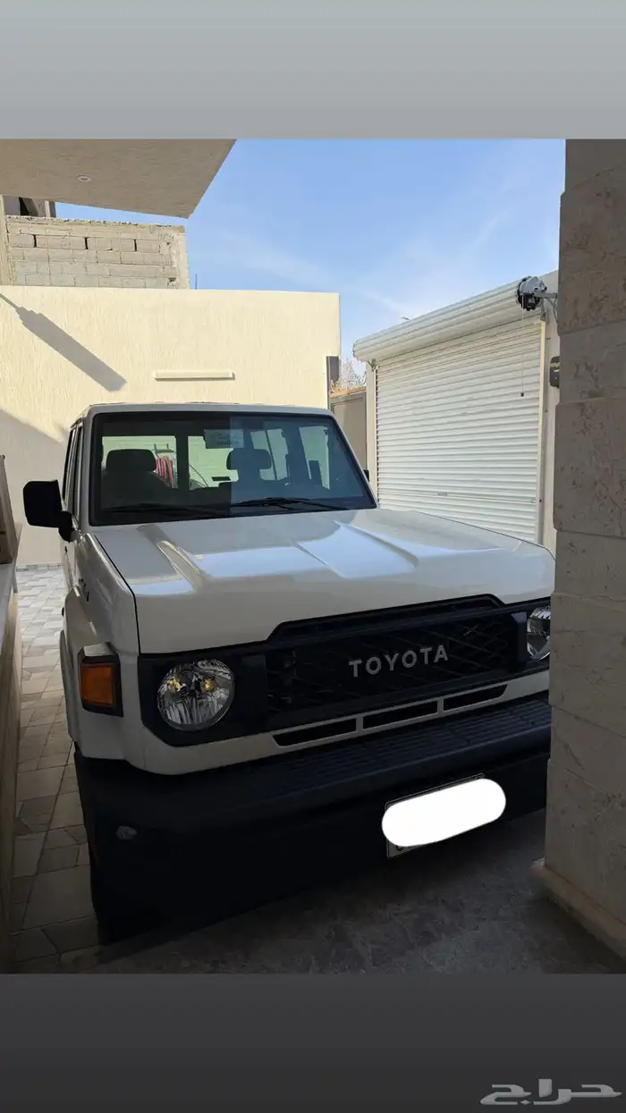 للبيع جيب ربع 2025 دفلك كميرا قير عادي 5