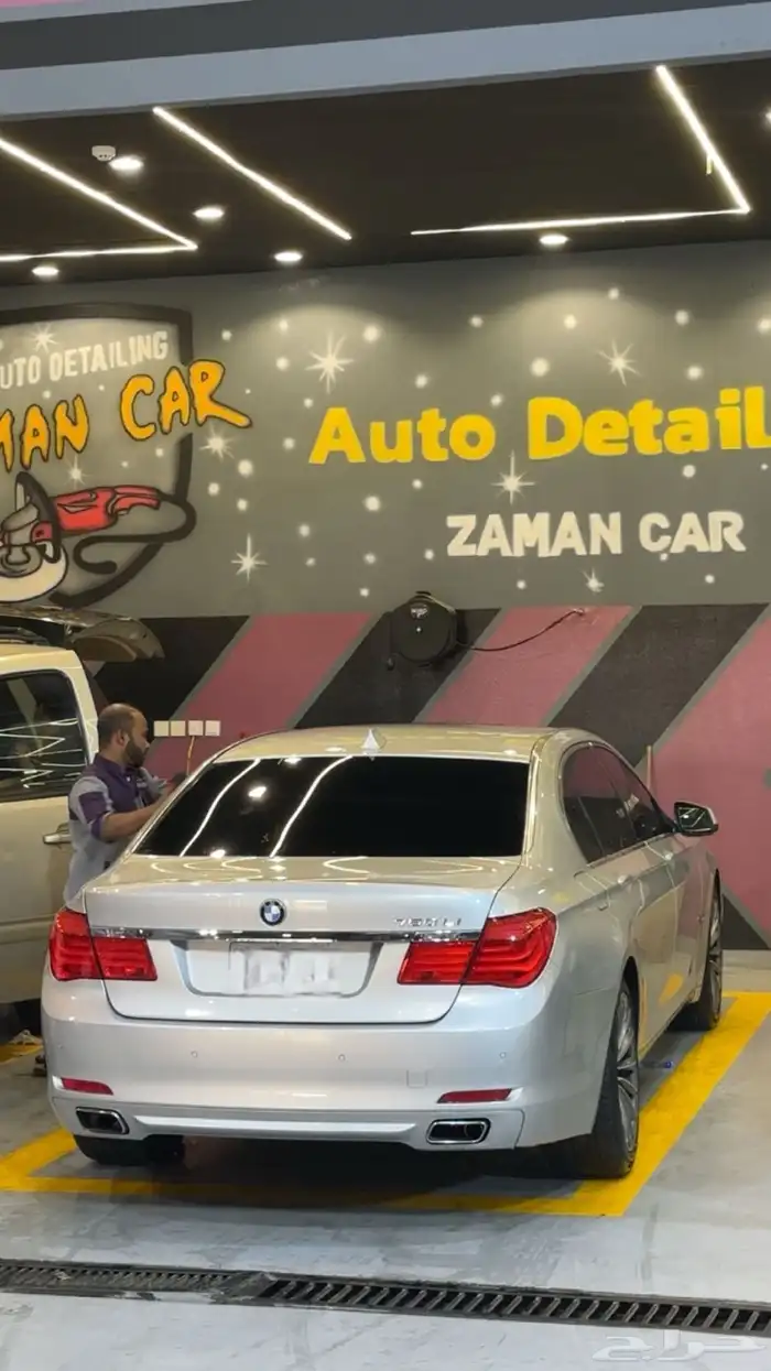 بي ام دبليو 2012 0