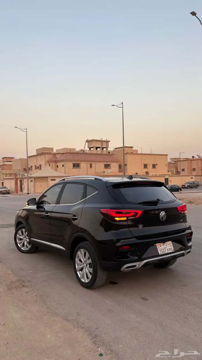 إم جي ZS 2023 3