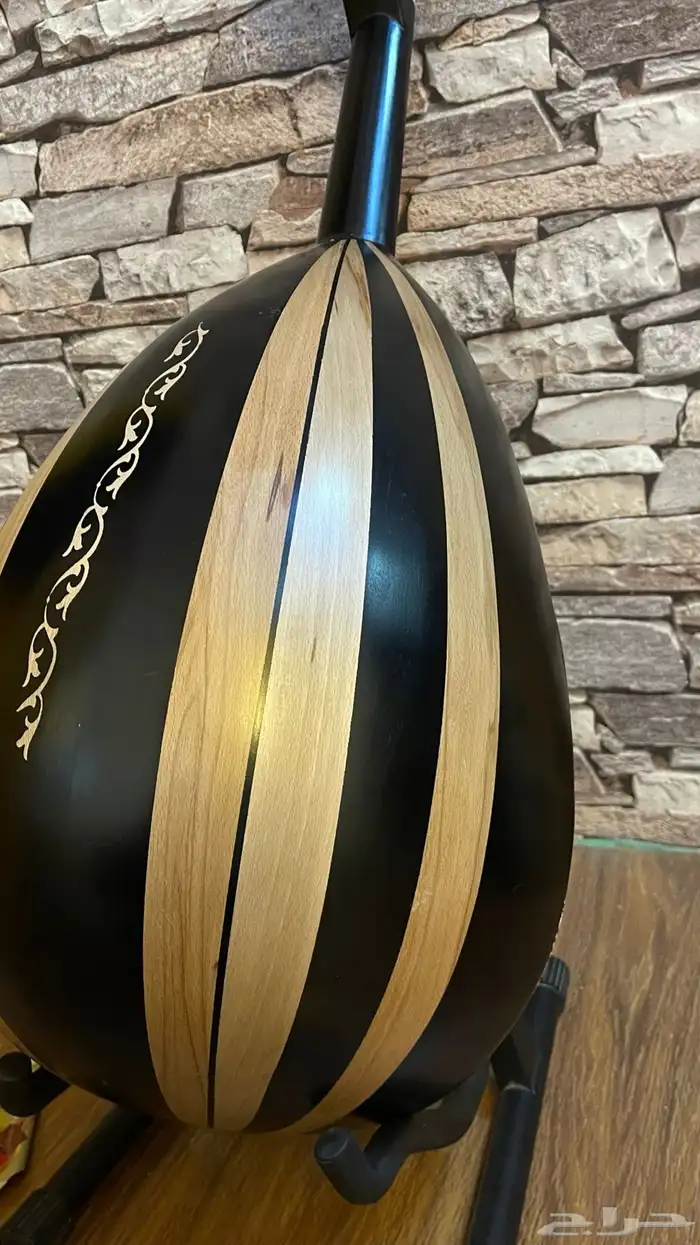 عود لوكس من مركة خالد عزوز جودة وأناقة لا مثيل لهما 10