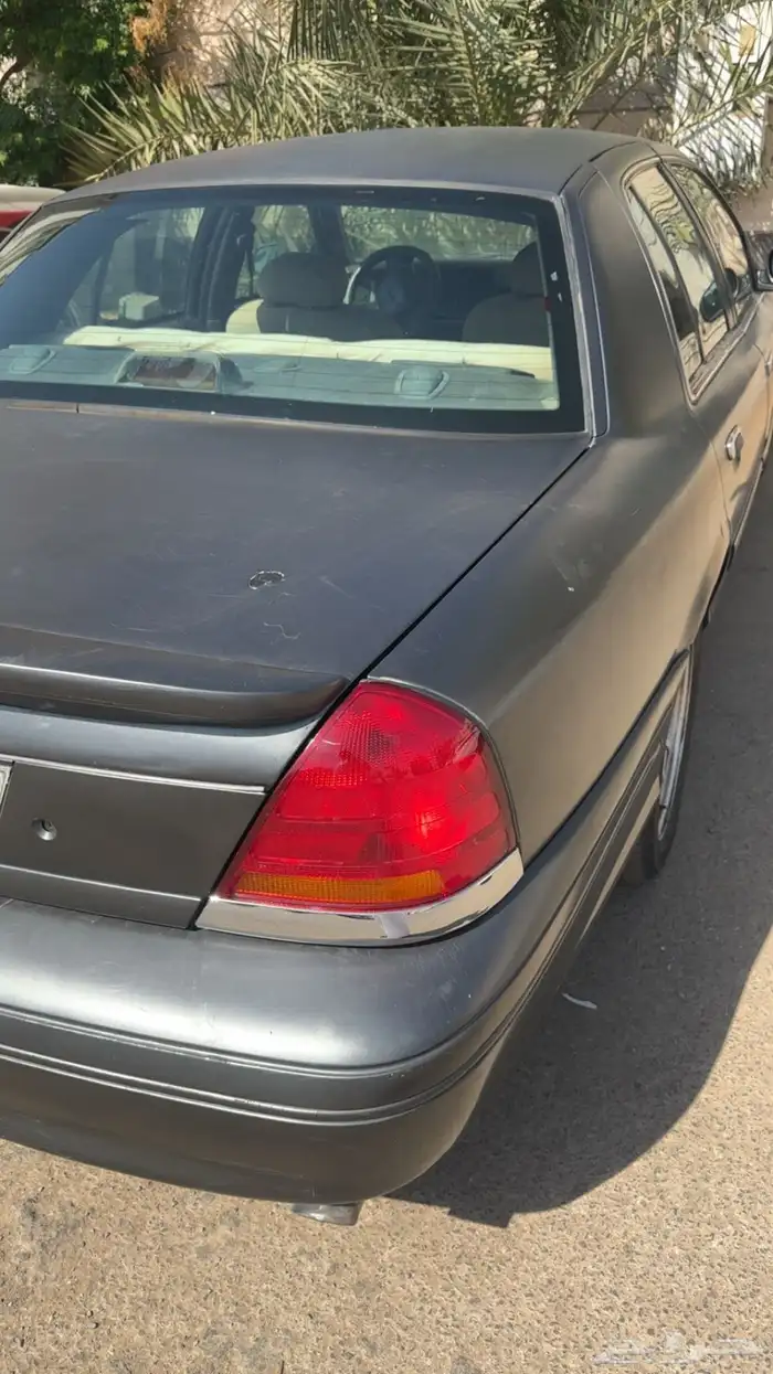 فورد فكتوريا 4