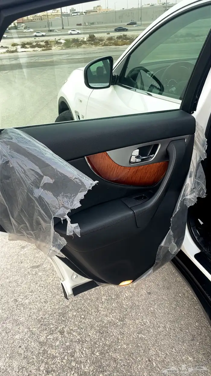 انفنتي Qx70 (مخزن) 21