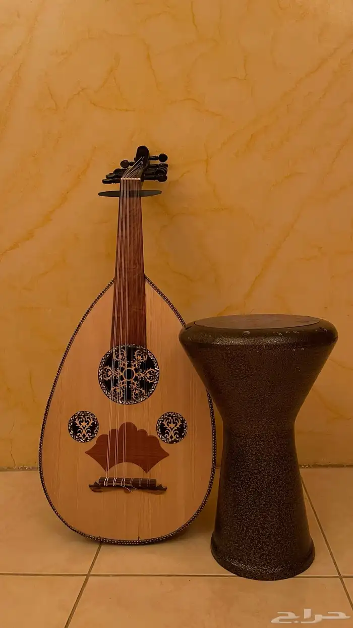 عود لوكس من مركة خالد عزوز جودة وأناقة لا مثيل لهما 3