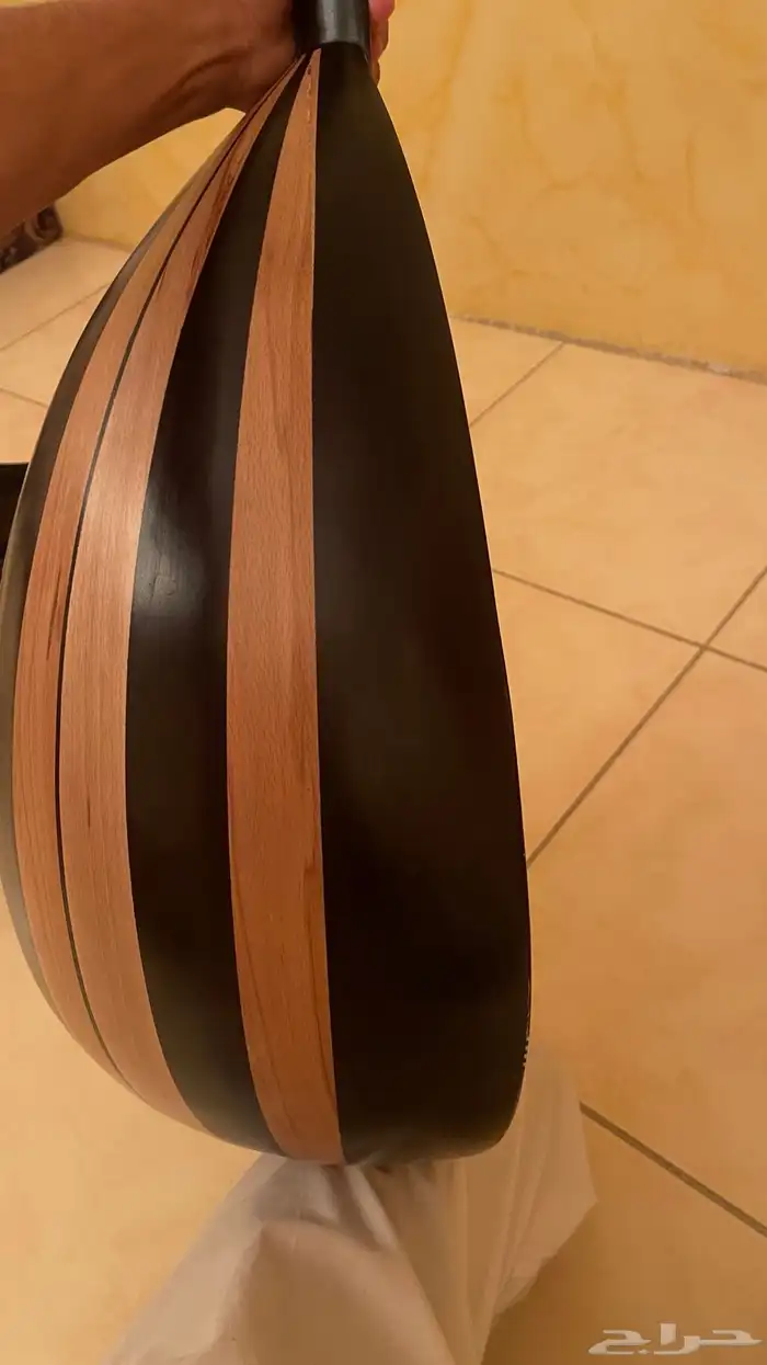 عود لوكس من مركة خالد عزوز جودة وأناقة لا مثيل لهما 15