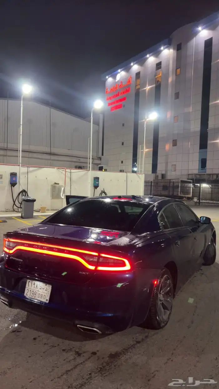 تشارجر 2016sxt فل كامل شاشه كبير وفتحة 2