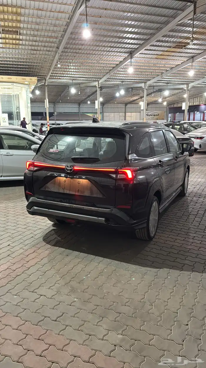 تويوتا فيلوز فئة GLX بنزين 2025 2