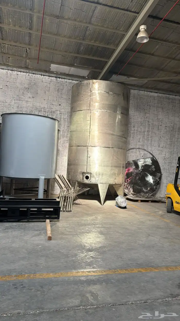 خلاطات 6 طن و15 طن كامل بجميع أغراضها جديده لم تستخدم 8