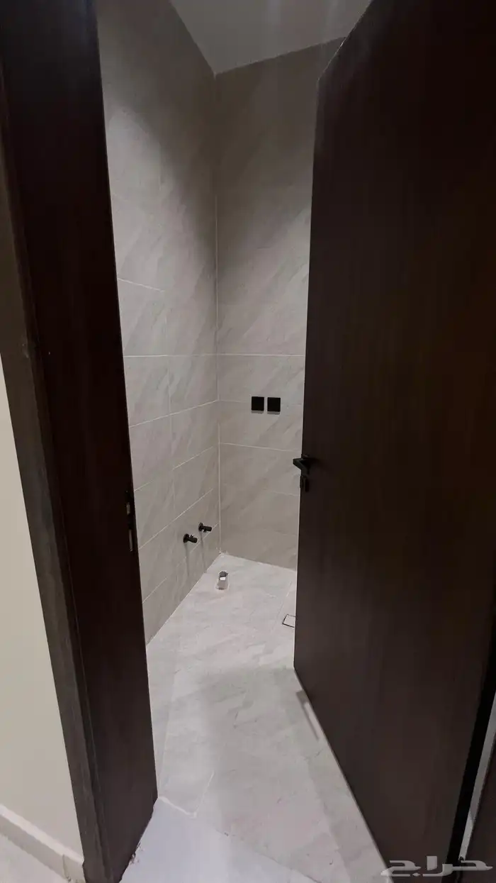 شقه للبيع في الوسام 13