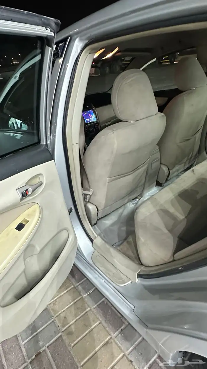 كورولا 2012 القير اوتوماتيك 6