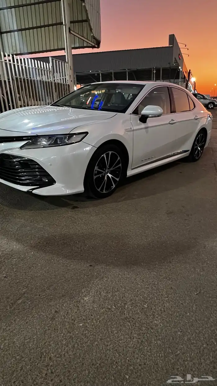 كامري 2019 GLE هايبرد 1
