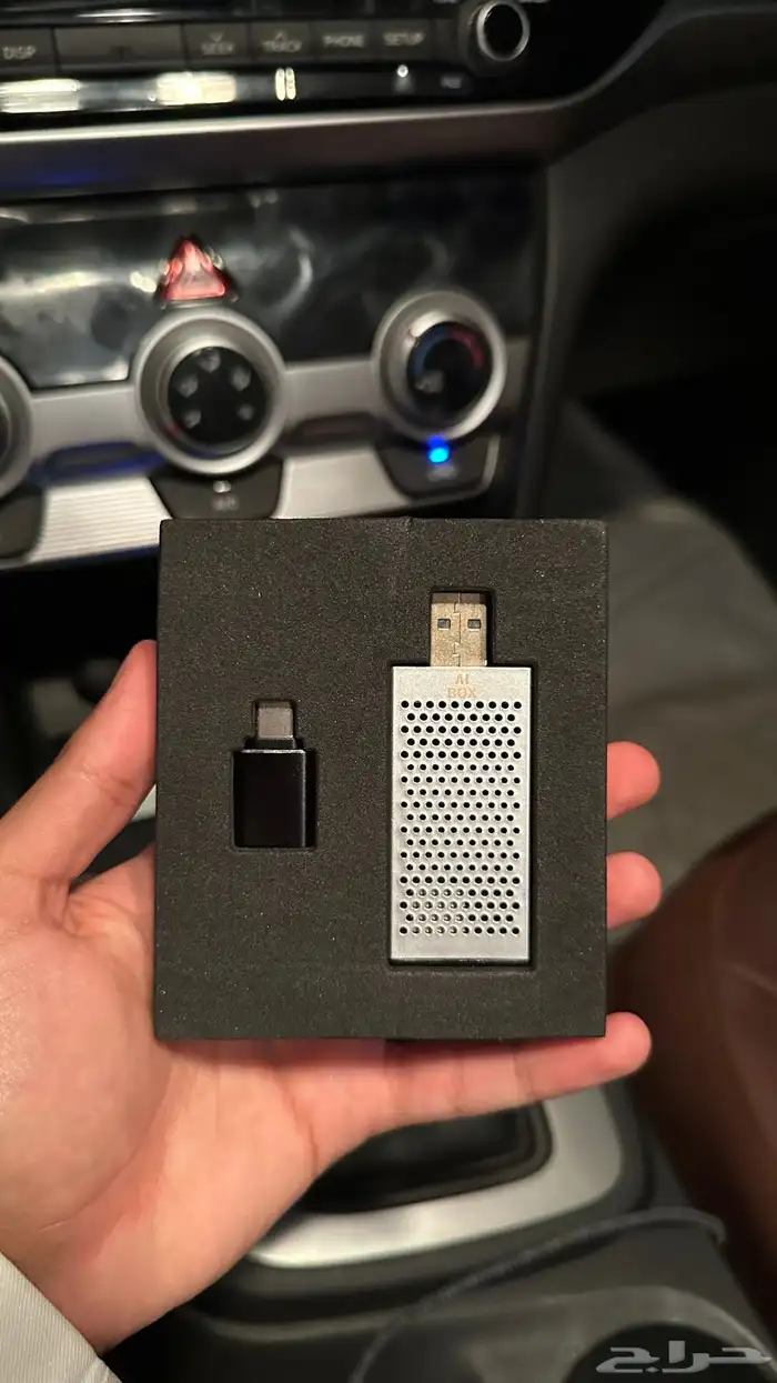 قطعة 3 في 1   محول CarPlay AI Box بنظام Android 13.0 لاسلكي 3