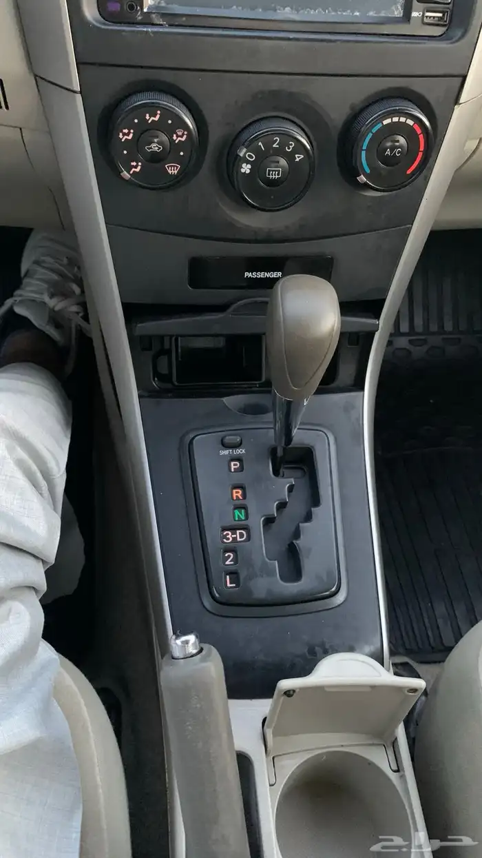 تويوتا كورلا 2010 نظيفة منوة المستخدم 37