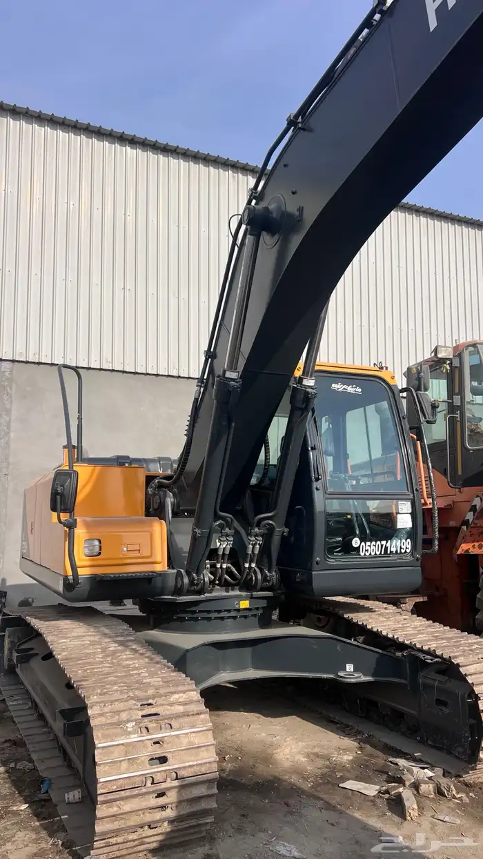 بوكلينات موديل جديد للايجار 0