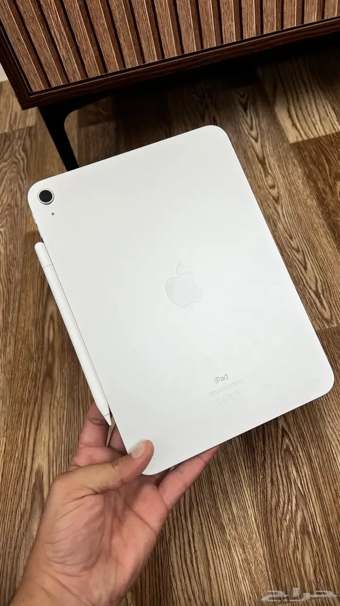 ايباد الجيل العاشر فضي 0