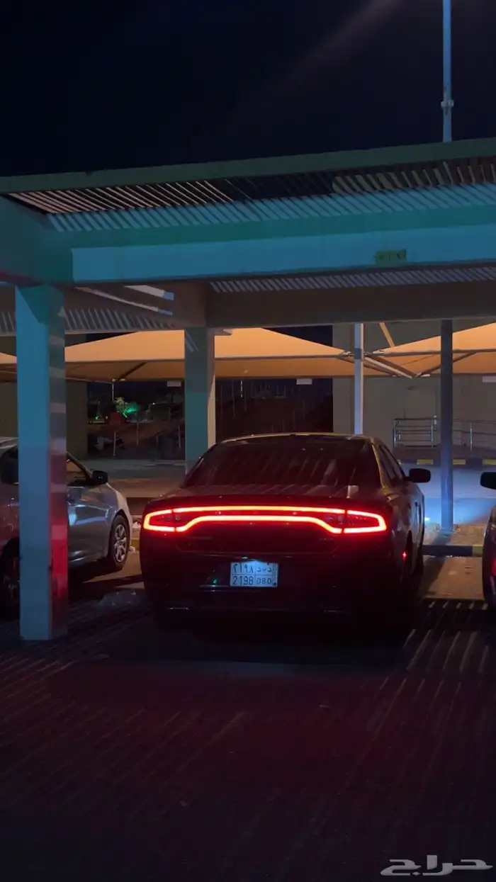 تشارجر 2016sxt فل كامل شاشه كبير وفتحة 0