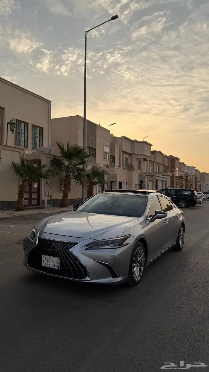 لكزس ES-350 2022 DD 0