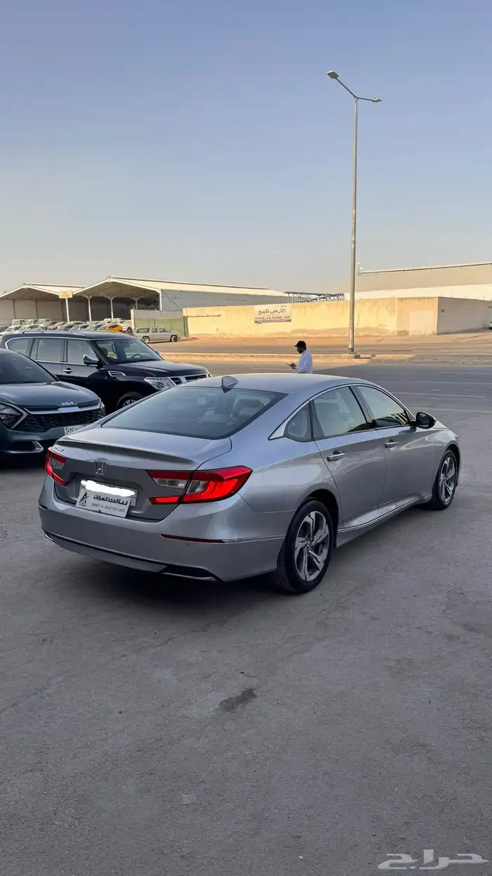 للبيع هوندا اكورد 2019 - فل كامل بحالة الوكاله 3