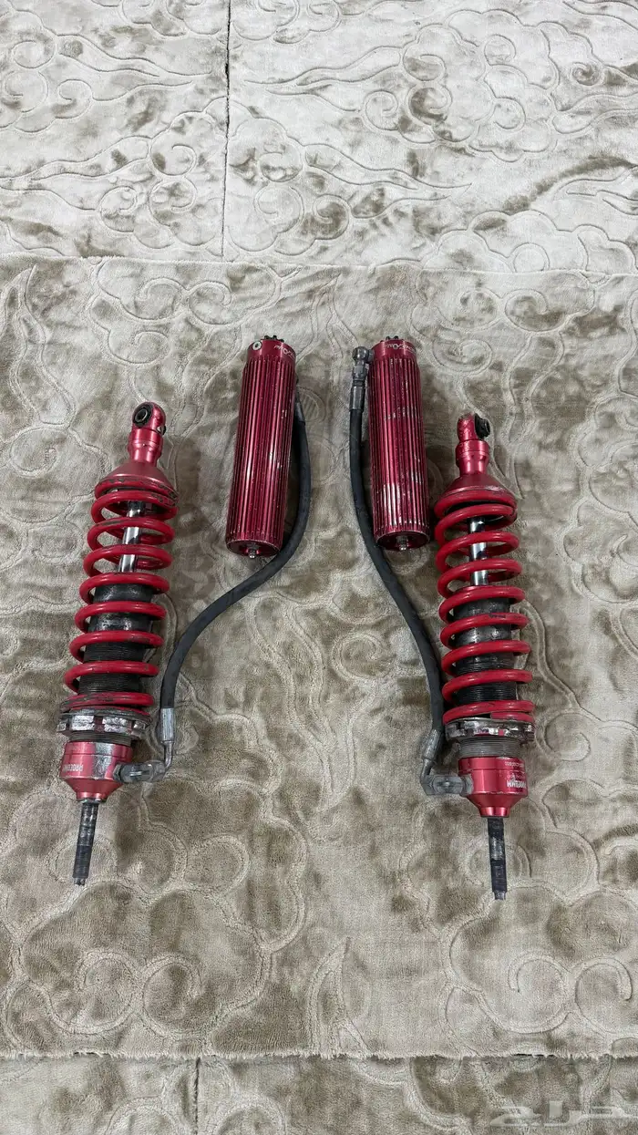 مساعدات بروفندر 2.5 اماميات معا دباتهم يركبن لاندكروزر 0