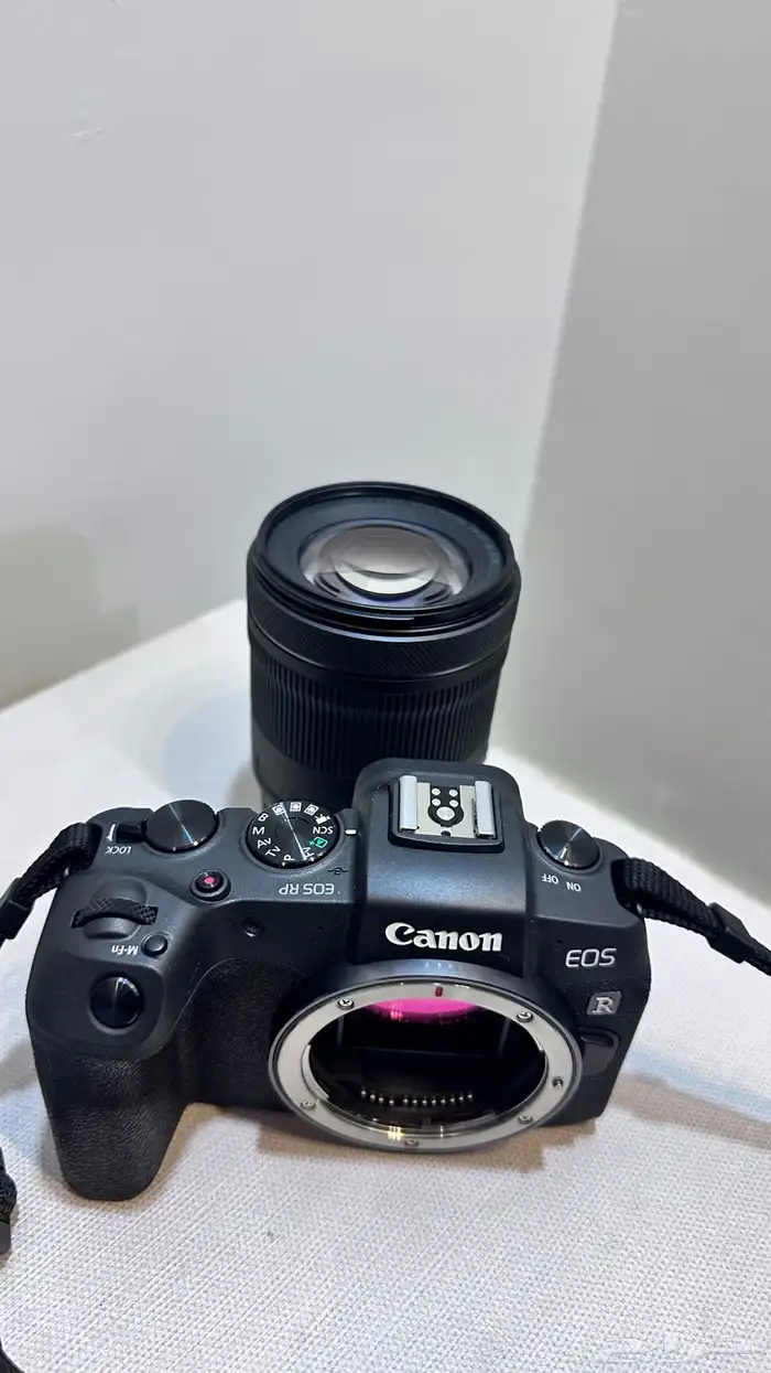 كاميرا canon RP   عدسة 105-24 . حالة ممتازة 0