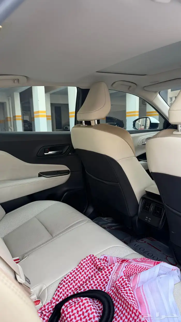 تويوتا كراون 2023 ابيض بريميوم منوة المستخدم 15