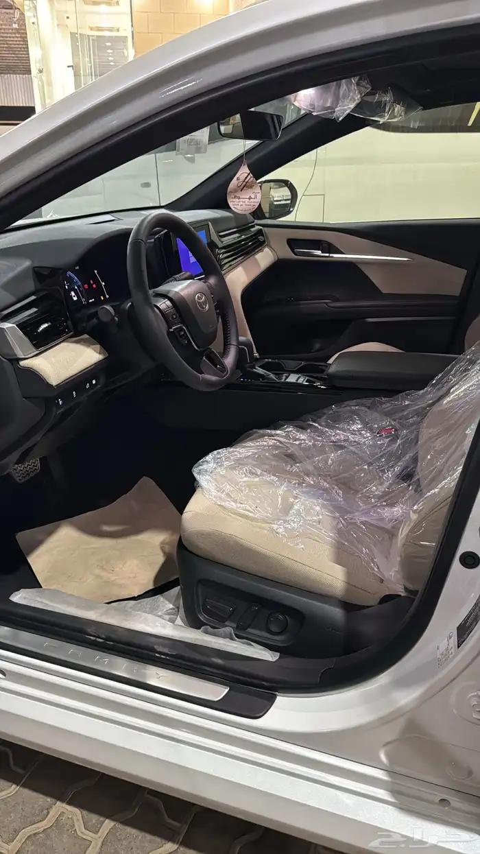 تويوتا كامري LE بنزين 2025 7