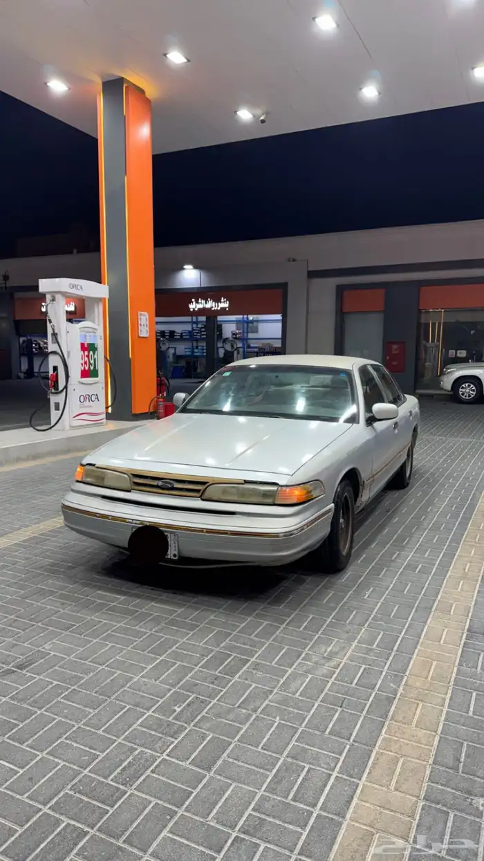 فورد 1995 فكتوريا لللبيع 10