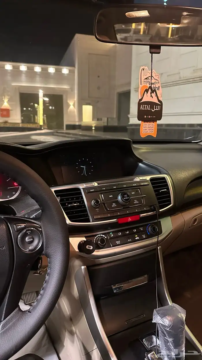 للبيع اكورد 2014 استاندر 6