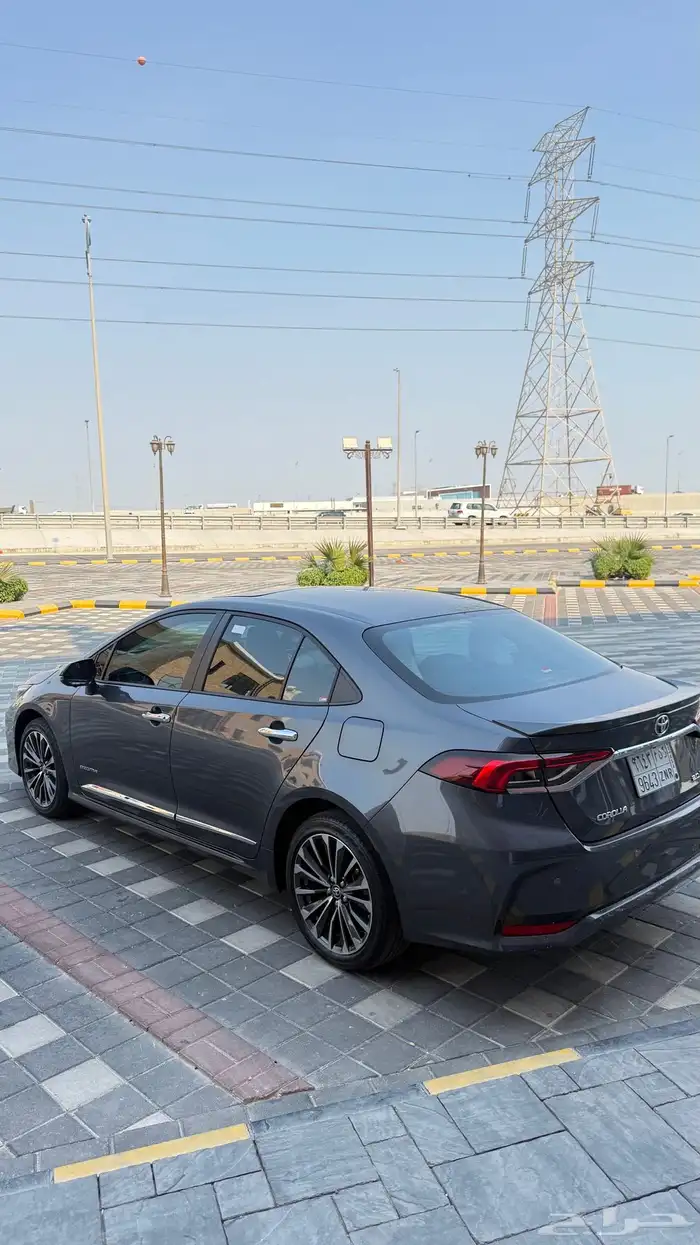 للبيع كورولا 2025 فل كامل - مكينه 2.0 3