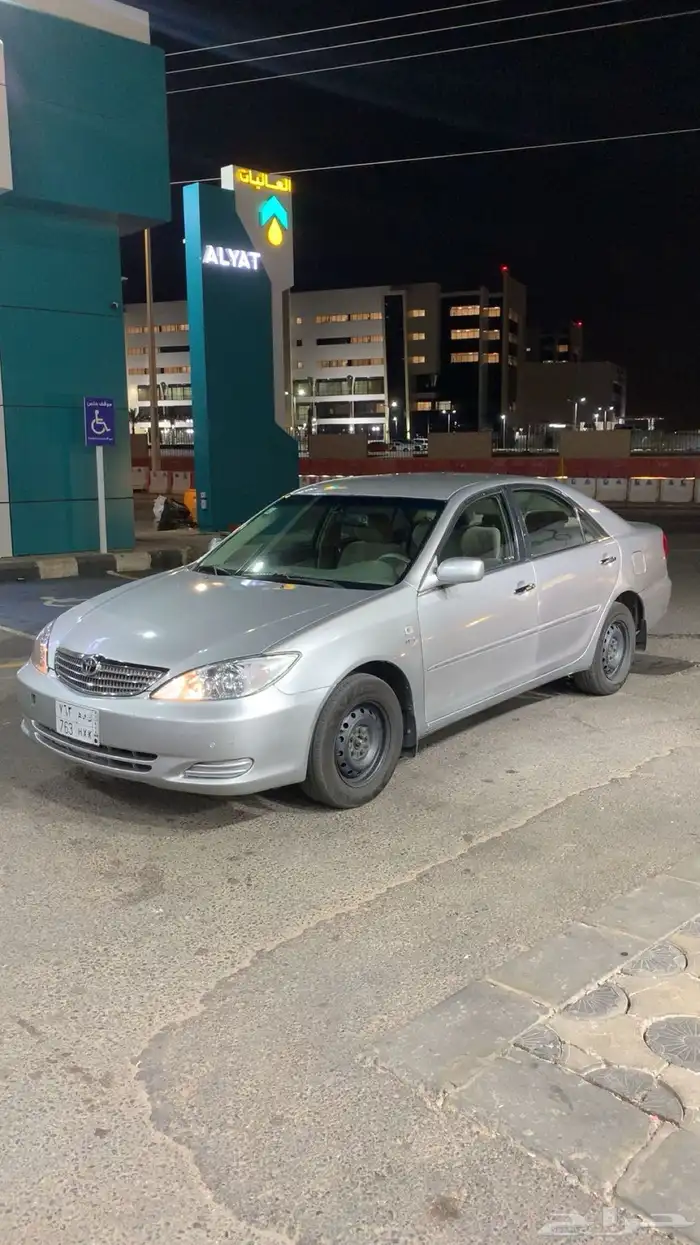 كامري 2004 للبيع او للبدل. 2