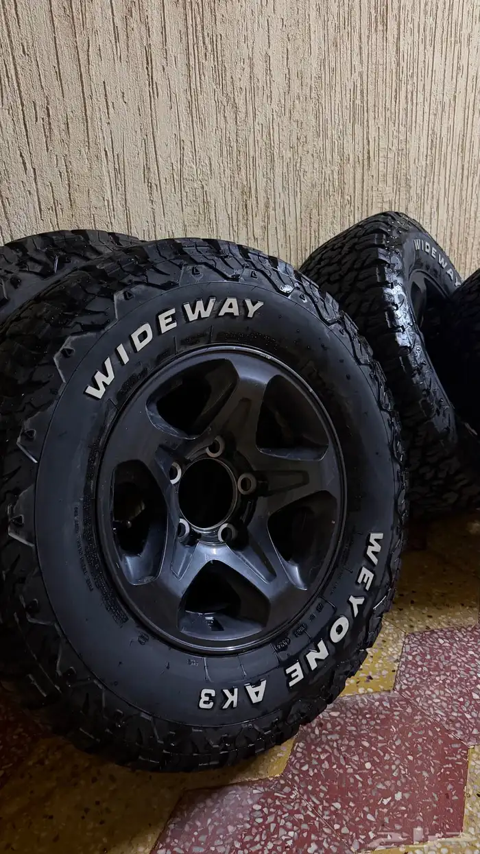 جنوط مع كفرات حجريه مستعملات 0