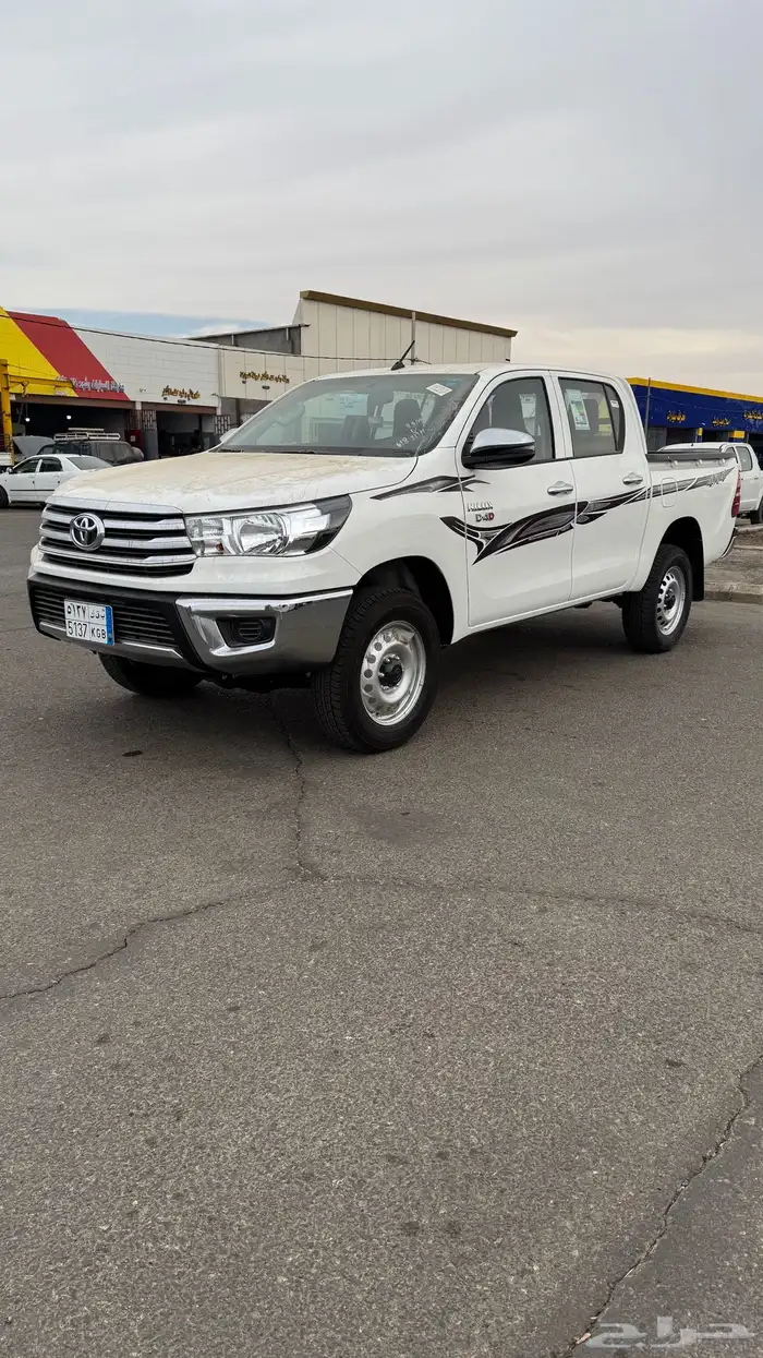 هايلوكس 2025 0