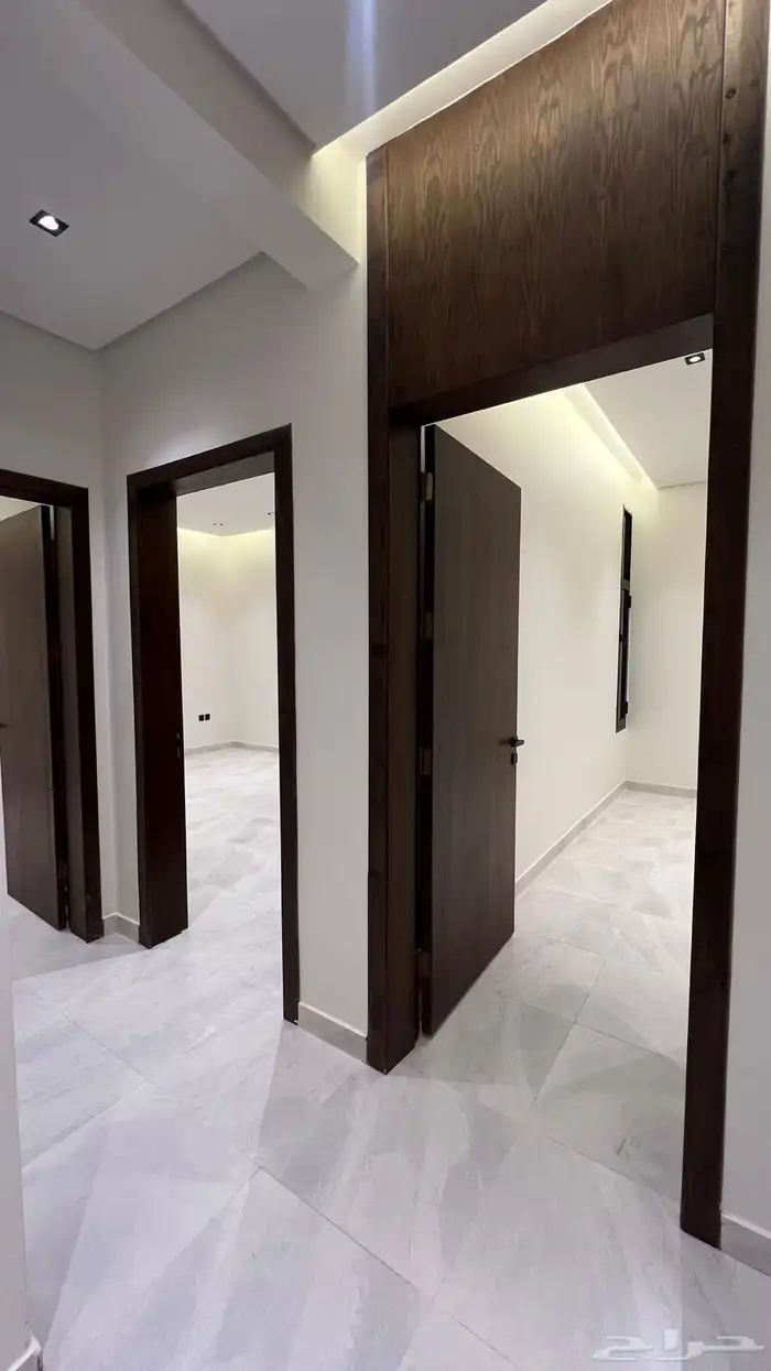 شقه للبيع في الوسام 4